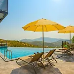 Uzumlu Village 2 Bedroom 2683 Willa Kalkan